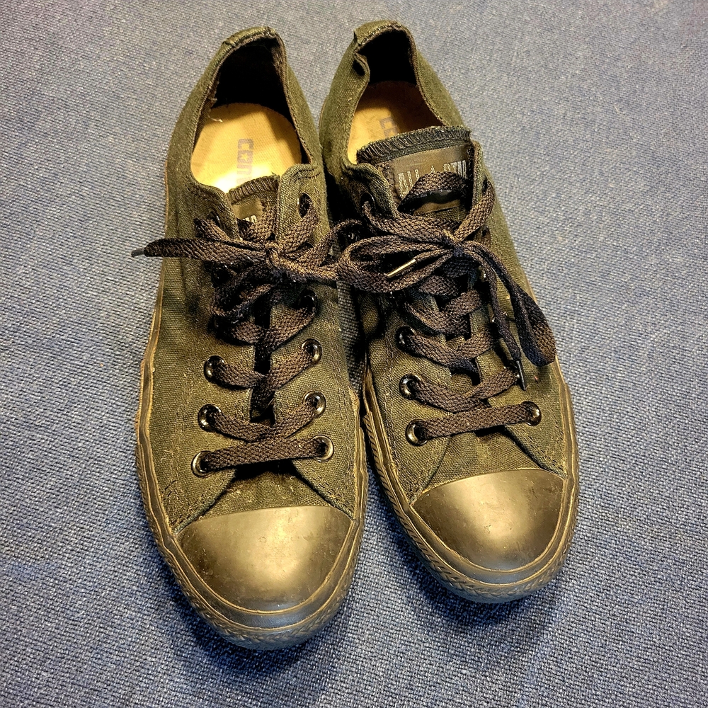 Black Converse Chuck Taylor All Stars Low-Tops